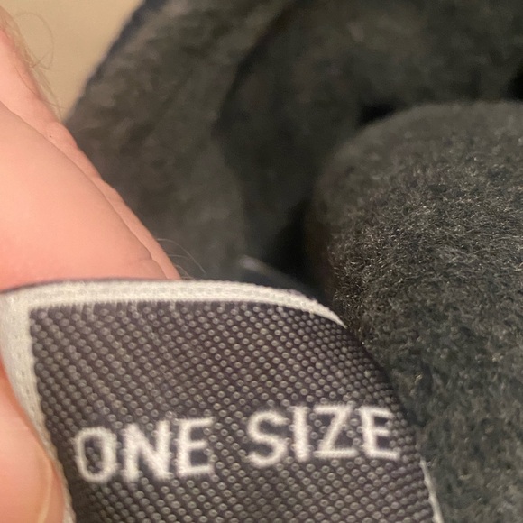 Vintage Winnipeg Jets Puma Beanie One Size - Picture 7 of 7